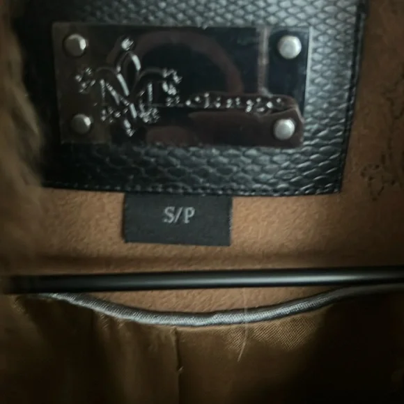 Mackage fitted double breasted wool coat with leather and fur trimmings. Small - Picture 3 of 6